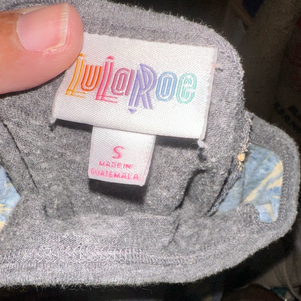 LuLaRoe Randy tee - Picture 8 of 8